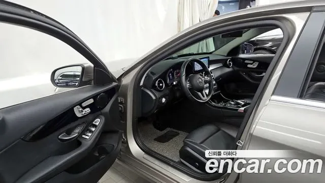 Mercedes-Benz C-Class C200, миниатюра 17