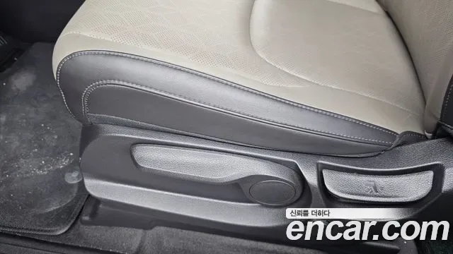 Kia Carnival дизель 9 мест Prestige, миниатюра 21