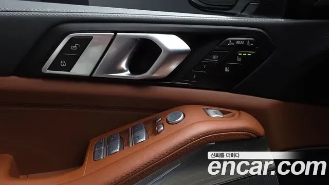 BMW X7 xDrive 40i 7 мест, миниатюра 23