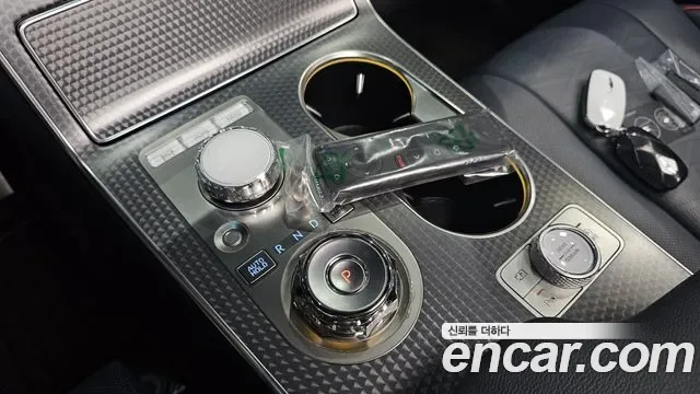 Genesis GV80 3.5T e-S/C бензин AWD ( ), миниатюра 8