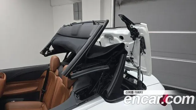 Mercedes-Benz E-Class E220d, миниатюра 14