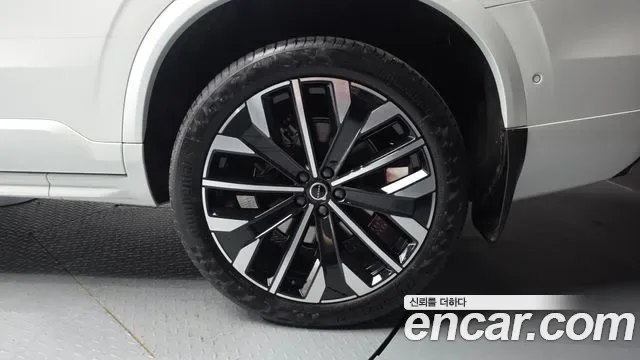 Volvo XC90 B6, миниатюра 3