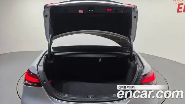 Mercedes-Benz E-Class E350 4MATIC, миниатюра 7