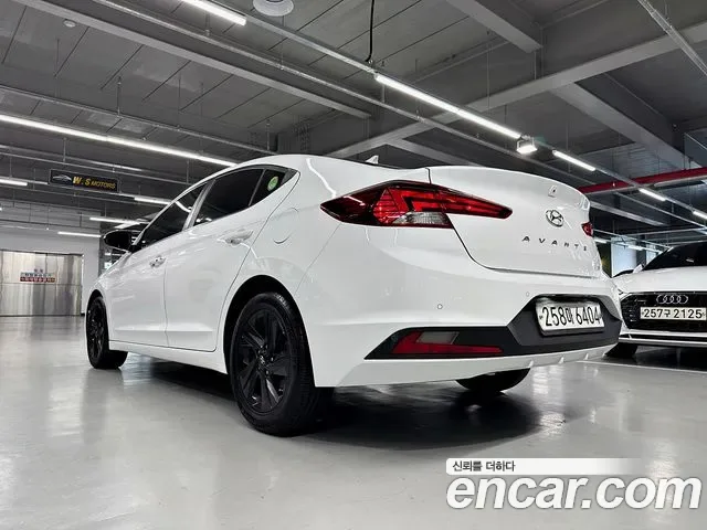 Hyundai Avante AD, миниатюра 12