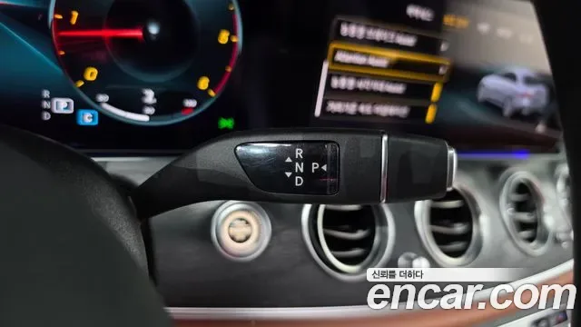 Mercedes-Benz E-Class E220d 4MATIC AMG Line, миниатюра 19