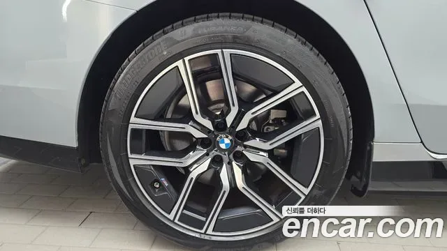 BMW i7 xDrive 60 M, миниатюра 11