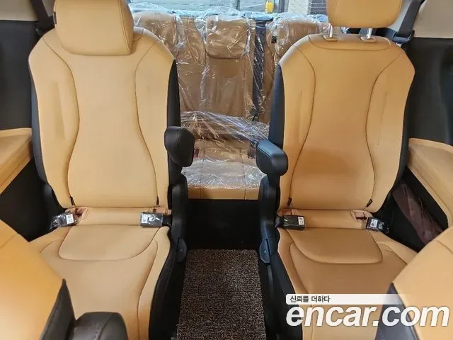 Kia Carnival дизель 9 мест Prestige, миниатюра 2