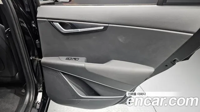 Kia Niro EV, миниатюра 12