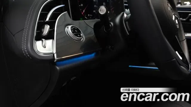 Mercedes-Benz E-Class E200, миниатюра 8