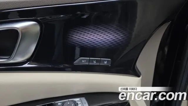 Kia Carnival бензин 7 мест Signature, миниатюра 11