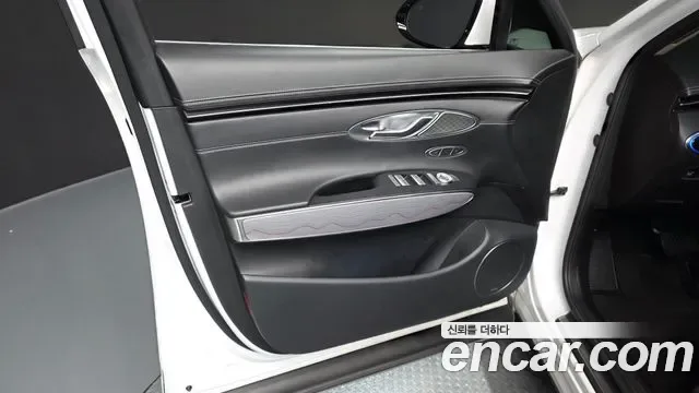 Genesis GV70 3.5T бензин AWD ( ), миниатюра 9