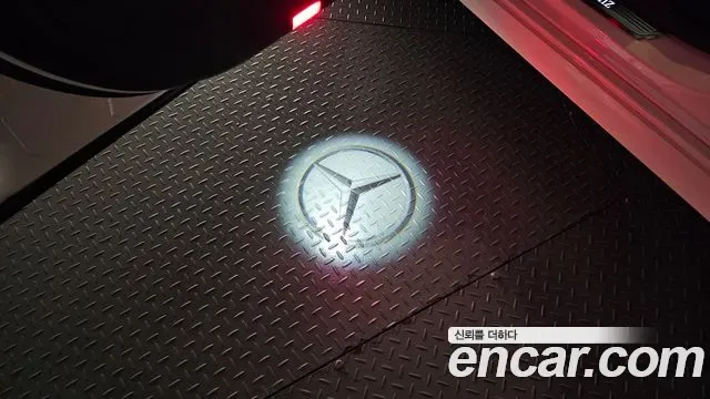Mercedes-Benz E-Class E350 4MATIC AMG Line, миниатюра 21