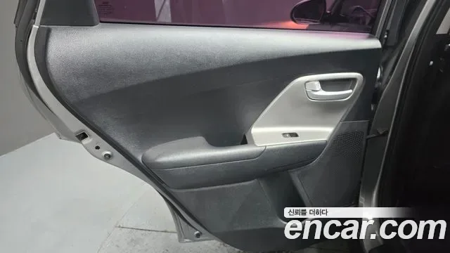 Kia Niro 1.6 HEV, миниатюра 13