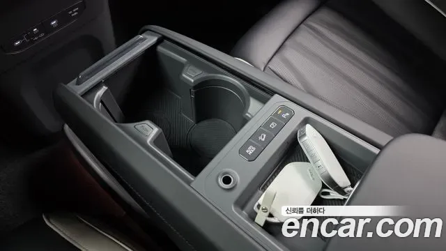 Kia EV9 4WD GT Line, миниатюра 14