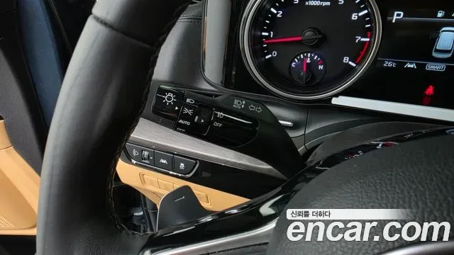 Kia Carnival бензин 7 мест, миниатюра 4