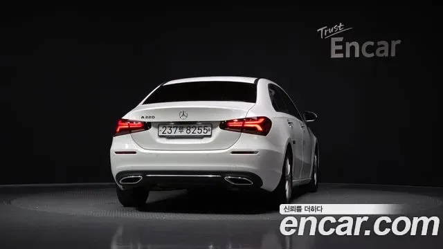 Mercedes-Benz A-Class A220, миниатюра 21
