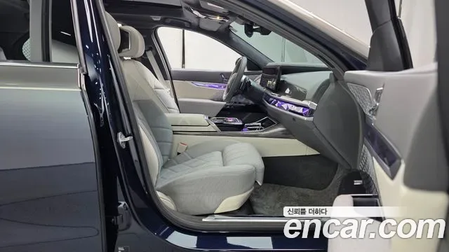 BMW 7 (G70) 750e xDrive M, миниатюра 13