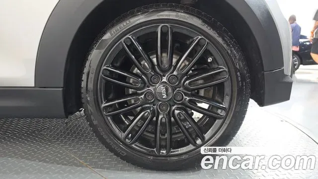 MINI Cooper III, миниатюра 11