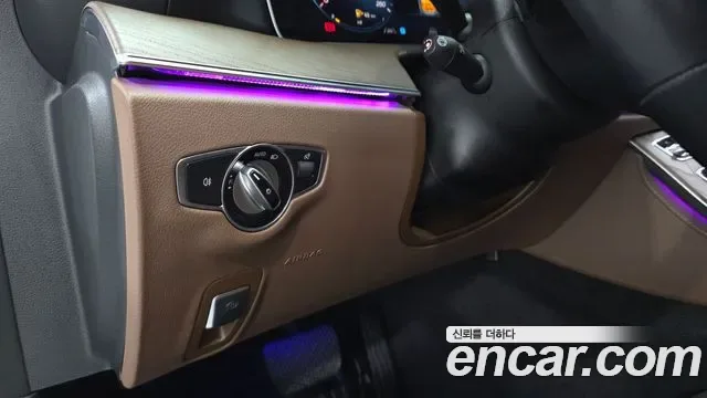 Mercedes-Benz E-Class E250, миниатюра 19