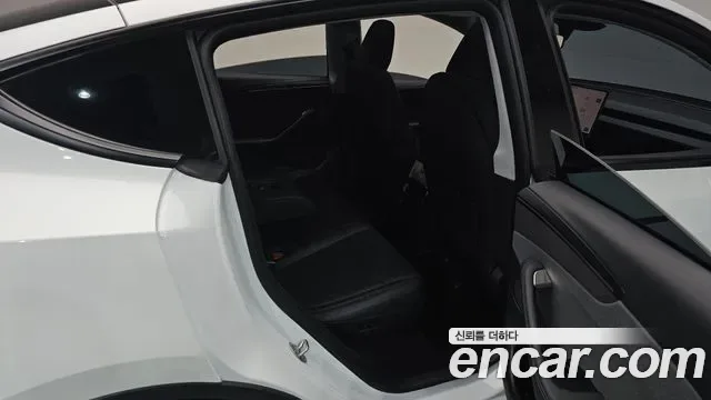 Tesla Y RWD, миниатюра 3