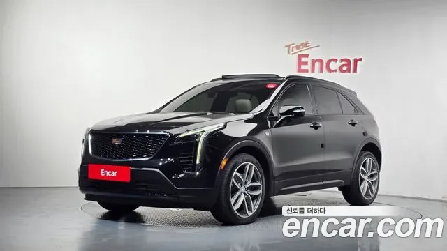 Cadillac XT4 2.0 AWD