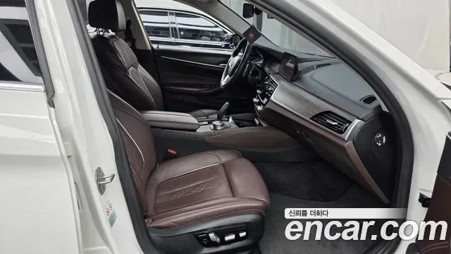 BMW 5 (G30) 530i xDrive, миниатюра 9