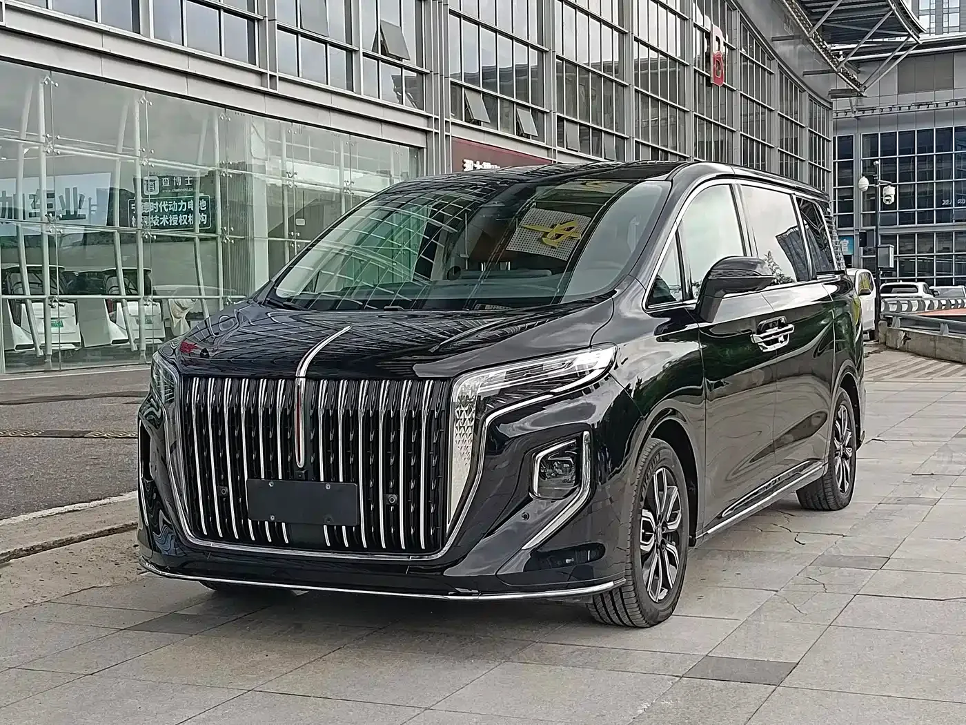 Hongqi HQ9