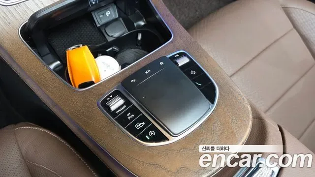 Mercedes-Benz E-Class E250, миниатюра 20