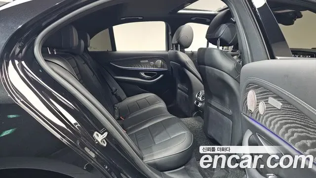 Mercedes-Benz E-Class E350 4MATIC, миниатюра 14
