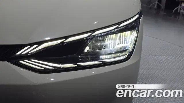Kia EV6, миниатюра 15