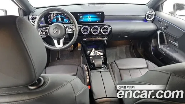 Mercedes-Benz A-Class A220, миниатюра 18