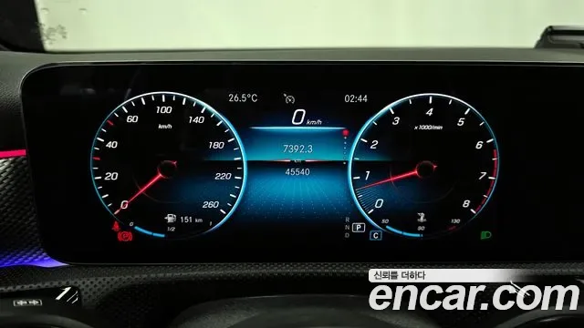 Mercedes-Benz A-Class A220, миниатюра 7