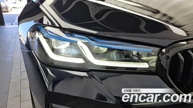 BMW 5 (G30) M550i xDrive, миниатюра 2