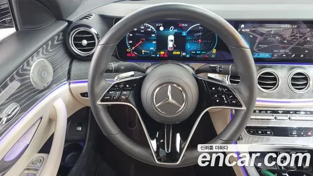 Mercedes-Benz E-Class E350 4MATIC, миниатюра 16