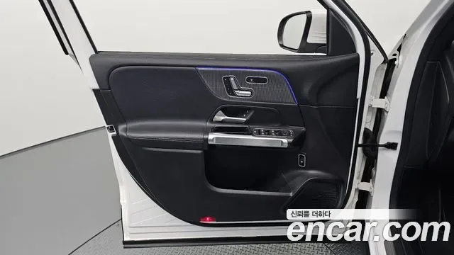 Mercedes-Benz GLB GLB220, миниатюра 8