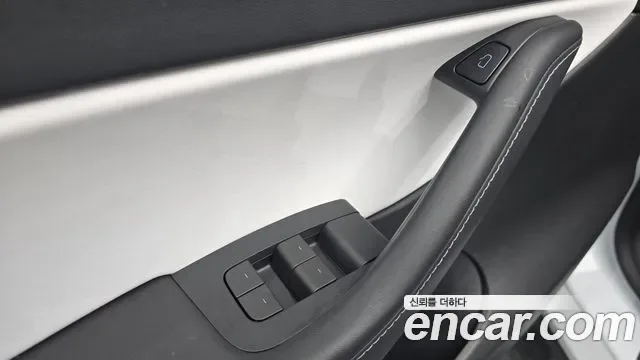 Tesla Y AWD, миниатюра 22