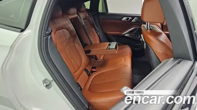 BMW X6 M60i, миниатюра 9