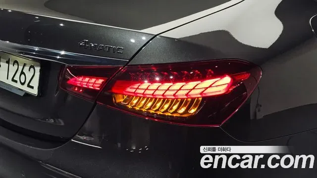 Mercedes-Benz E-Class E220d 4MATIC AMG Line, миниатюра 30