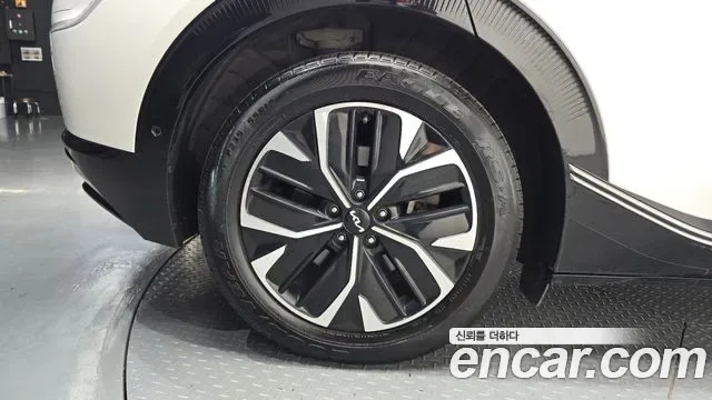 Kia EV6, миниатюра 22