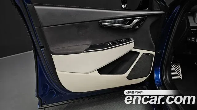 Kia EV6 4WD GT Line, миниатюра 15