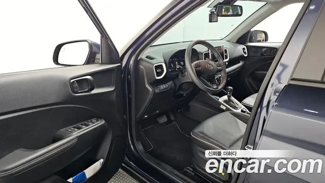 Hyundai Venue, миниатюра 21