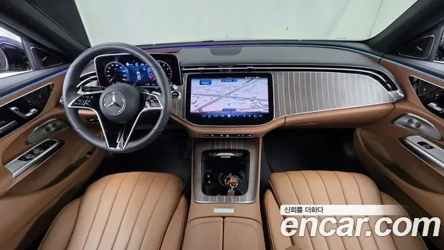 Mercedes-Benz E-Class E450 4MATIC, миниатюра 4