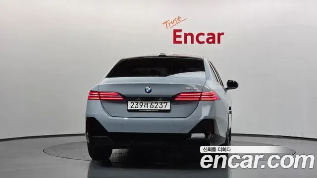BMW 5 (G60) 523d M, миниатюра 2