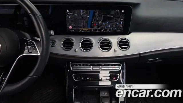 Mercedes-Benz E-Class E250, миниатюра 16