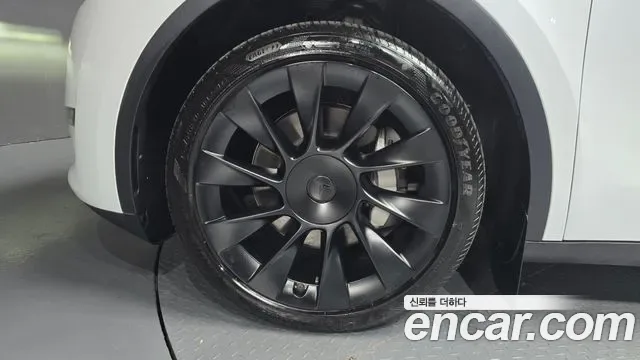 Tesla Y AWD, миниатюра 22