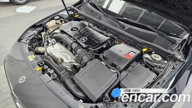 Mercedes-Benz A-Class A220, миниатюра 13