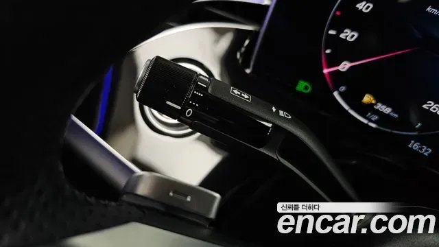 Mercedes-Benz E-Class E300 4MATIC AMG Line, миниатюра 29