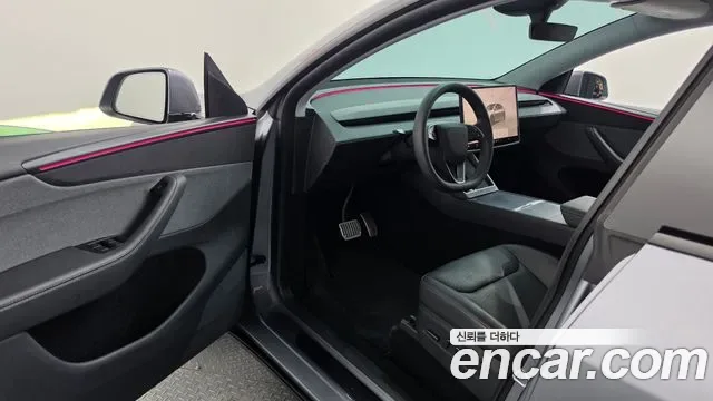 Tesla Y RWD, миниатюра 3