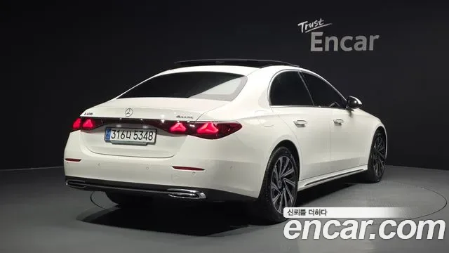 Mercedes-Benz E-Class E300 4MATIC, миниатюра 20