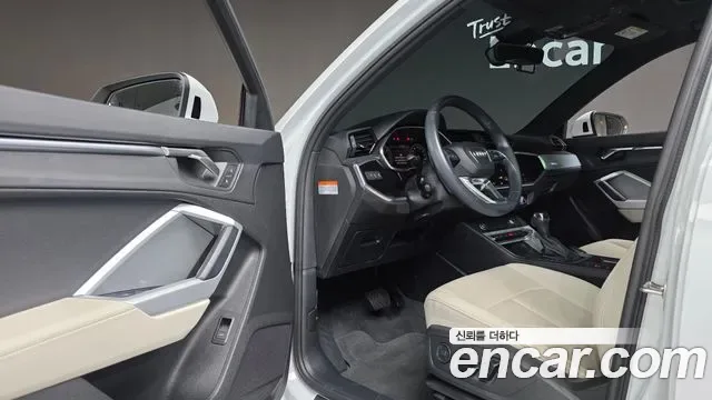 Audi Q3 35 TDI Premium, миниатюра 8